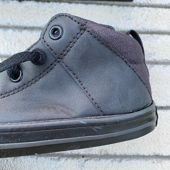 Converse Chuck All Black Mids - Picture 5 of 7
